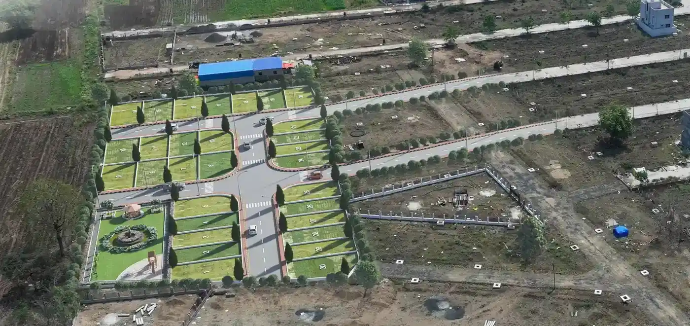 Mahalaxmi Nagar - 35